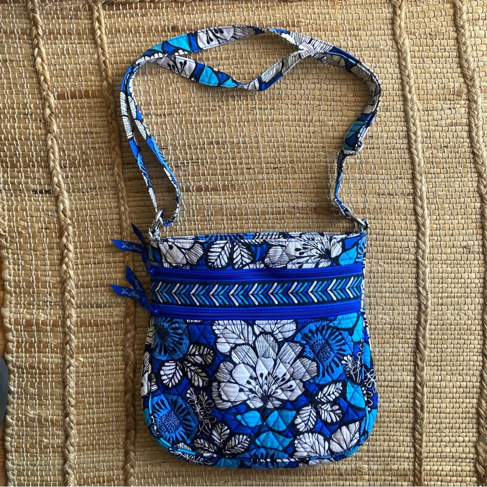 Vera Bradley triple zip bag in Blue Bayou print